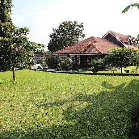 קמפאלה Stallion Place - Bed And Breakfast מראה חיצוני תמונה